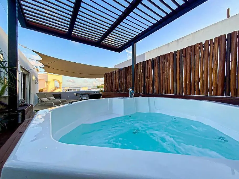 Vila Playa Gem-A Unique Penthouse In Heart Of Downtown! Playa del Carmen